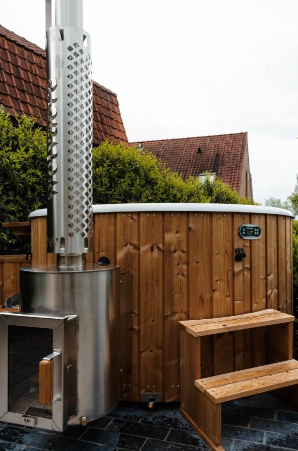 Vakantiehoeve 'De Zandrug' Stekene エクステリア 写真