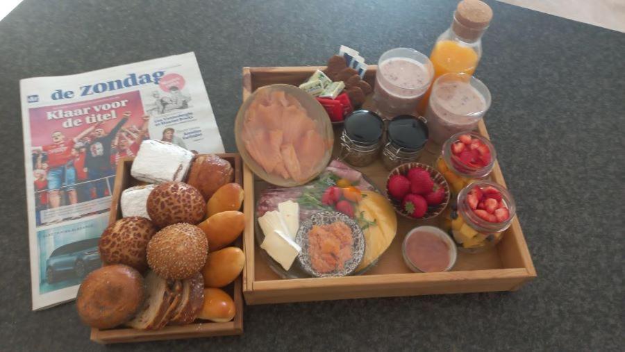 Vakantiehoeve 'De Zandrug' Stekene エクステリア 写真